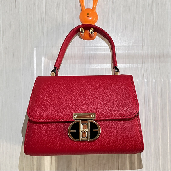 Sac à main élégant en cuir