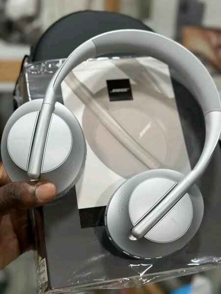 Casque audio Bluetooth sans fil blanc