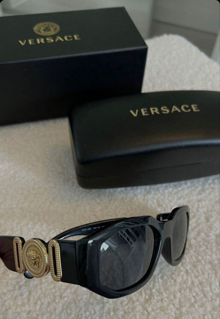 Lunettes de soleil élégantes Versace
