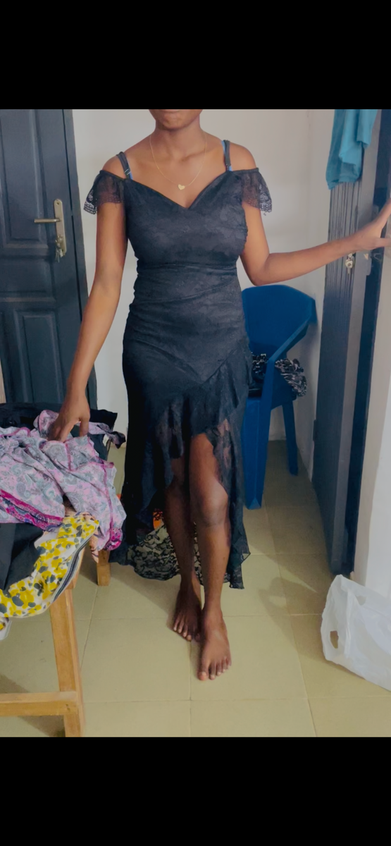 Robe élégante en dentelle noire