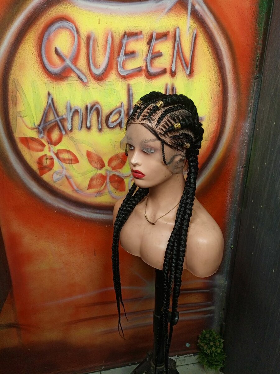 Perruque tressée avec dentelle