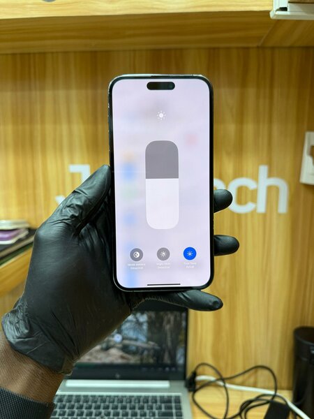 IPHONE 14 PRO MAX  AUCUN MESSA