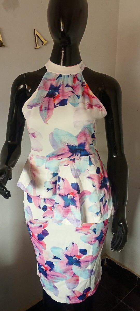 Robes élégantes florales femme