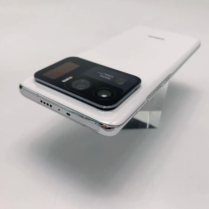 Téléphone portable Xiaomi blanc