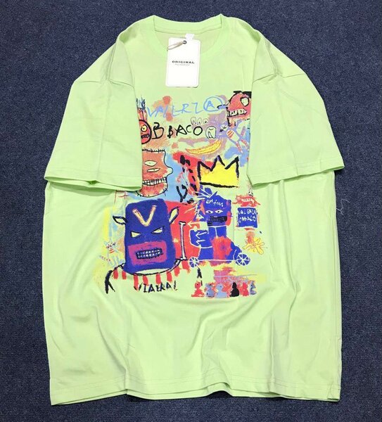 T-shirt imprimé tendance