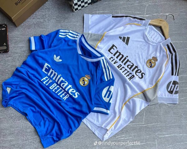 Maillots de football Real Madrid