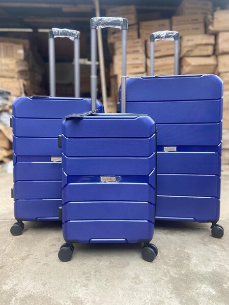 3 in 1pack Anticrack traveling luggage