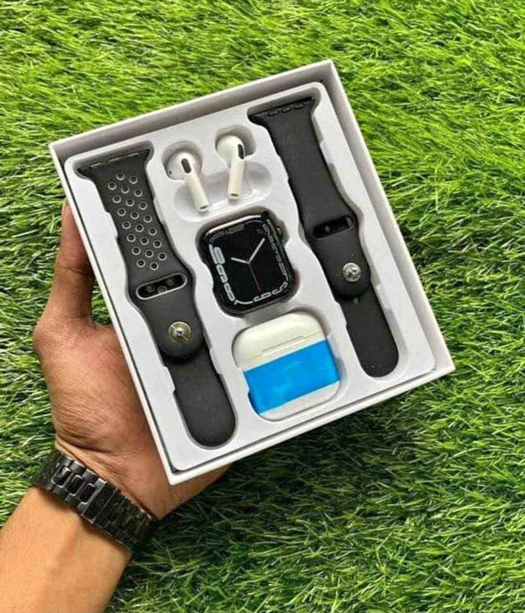 Smartwatch W26 pro max ️  NB: 2 BRACELETS        1 ECOUTEUR