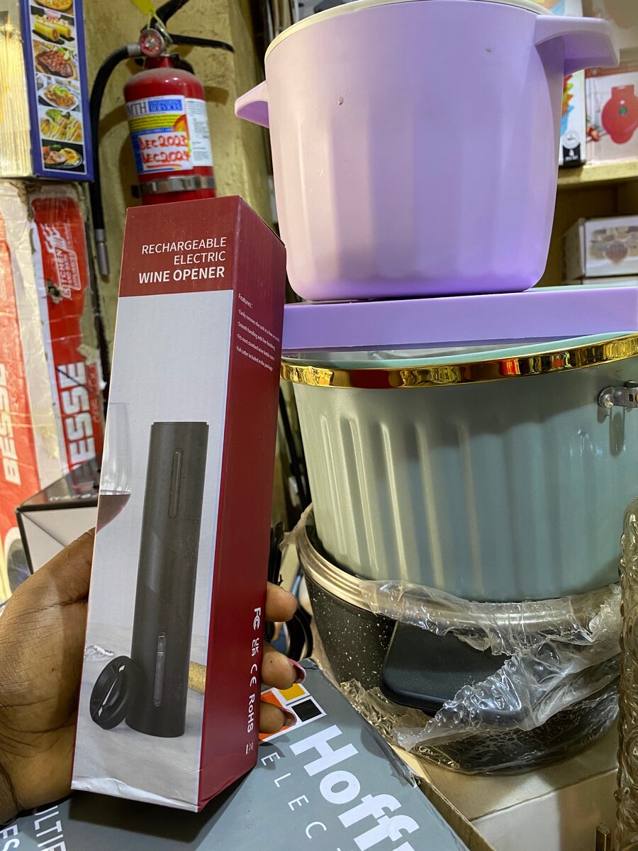 Electric wine opener