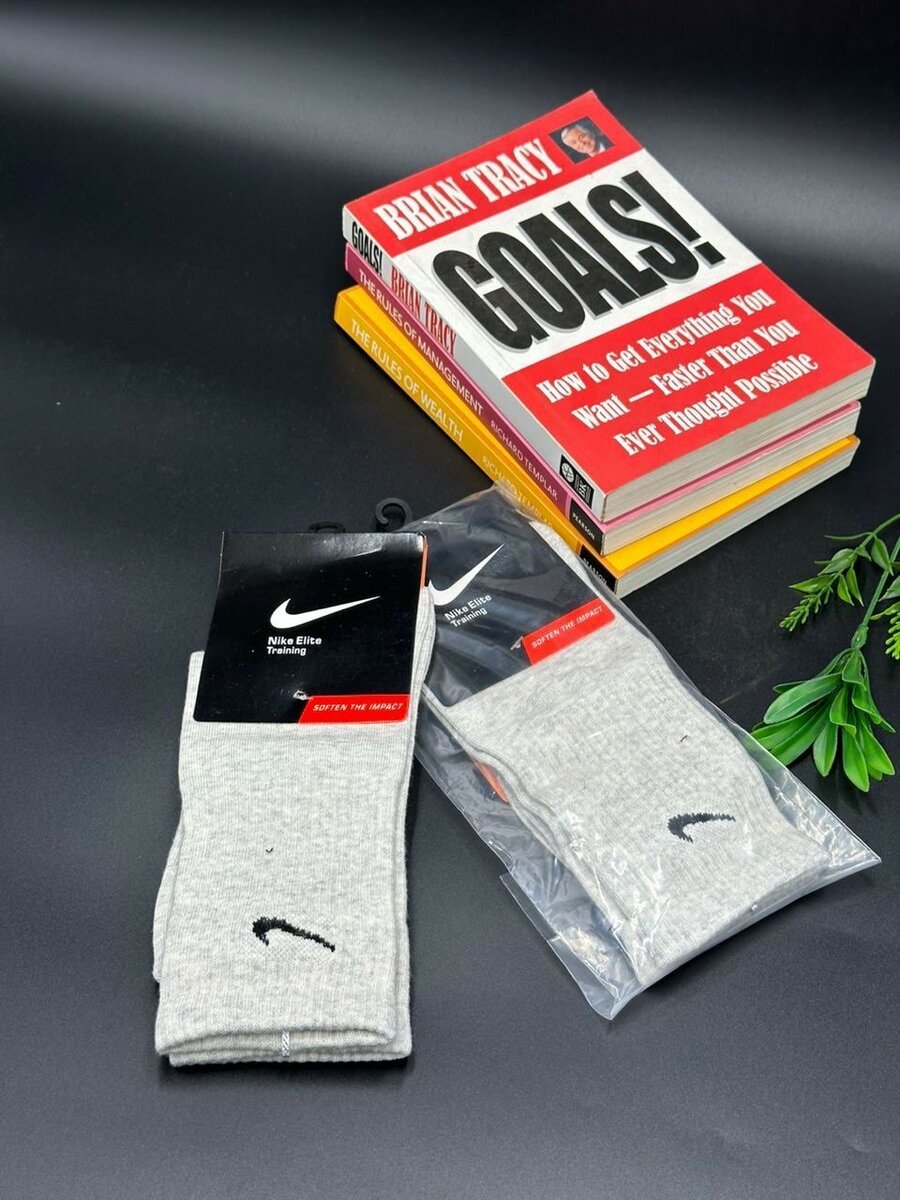Nike socks colour Ash/white and black