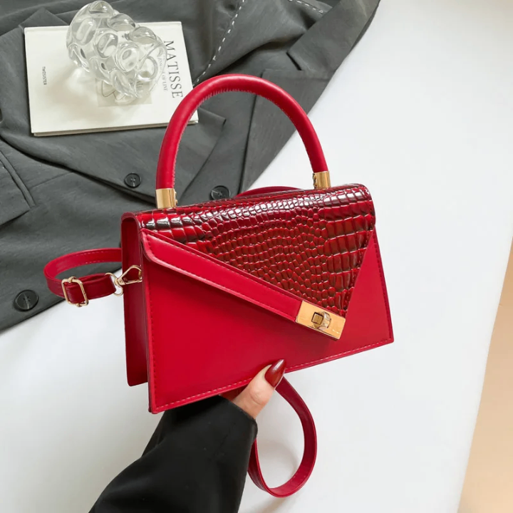 Sac à main rouge élégant