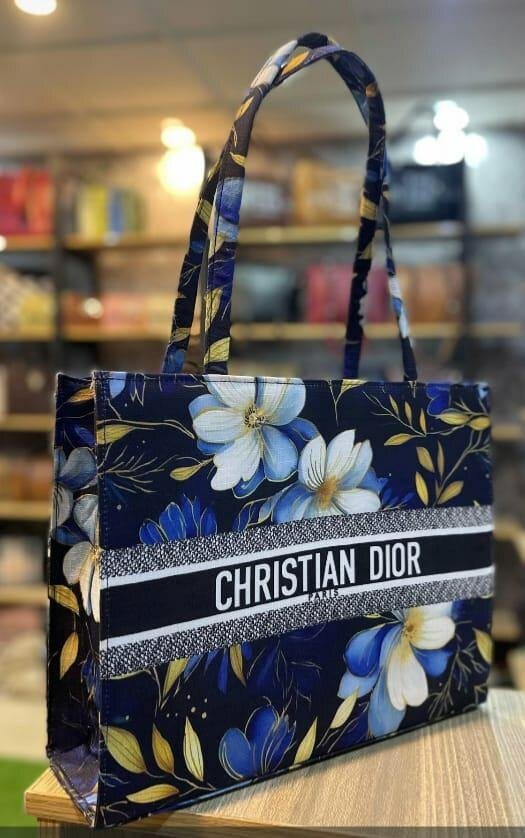 Huge Printed Bag in 2200 Including Delivery..