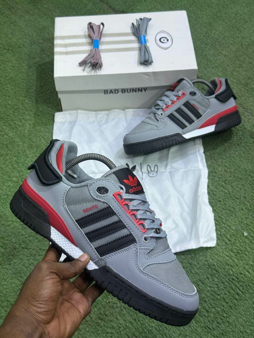 Chaussures Adidas Bad Bunny