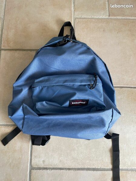 Sac à dos Eastpak bleu marine