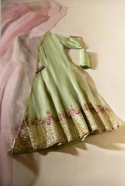Ladies 3pc stitched beautiful fancy wear