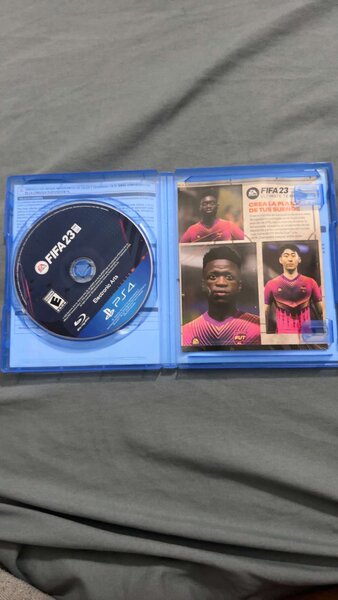 FIFA 23 PS4 - Jeu Vidéo