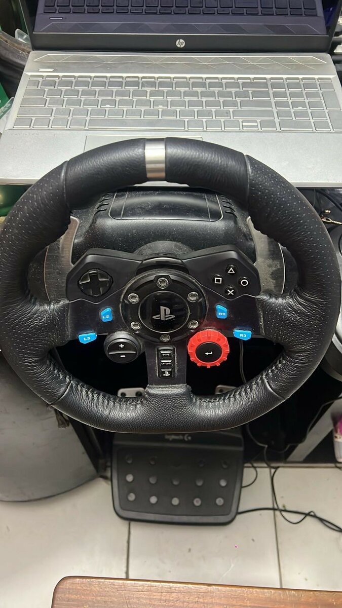 Set Volant et Pédales Logitech