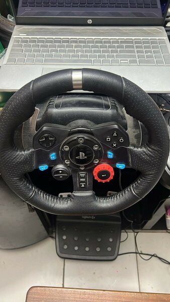 Set Volant et Pédales Logitech