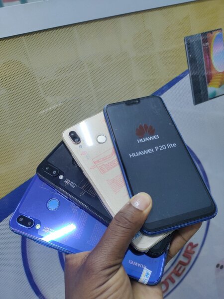 HUAWEI P20 LITE IMPORTÉ 128/6GO