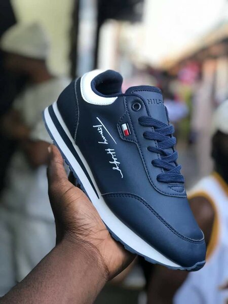 Tommy Hilfiger