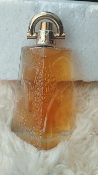 Parfum femme sans emballage