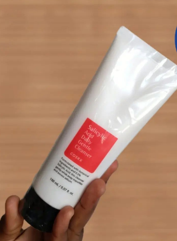 COSRX Salicylic Acid Daily Gentle Cleanser