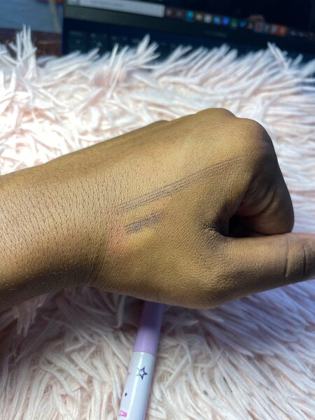 Crayon de sourcils