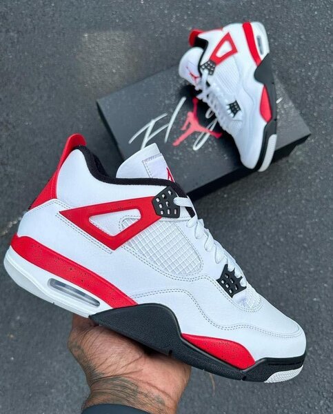 Air Jordan 4