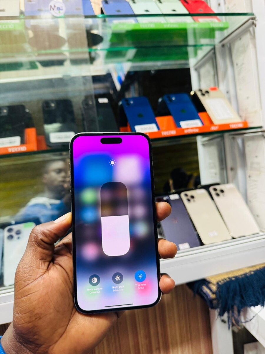 iPhone 14 Pro Max 128Go tout e