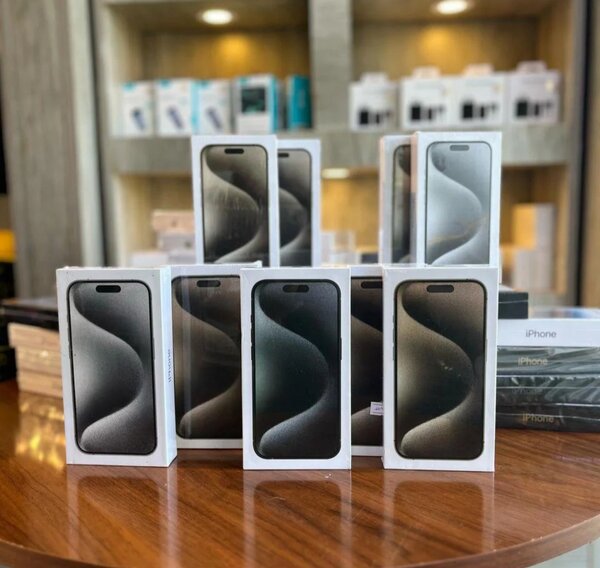 iPhone 15 pro max 512GB