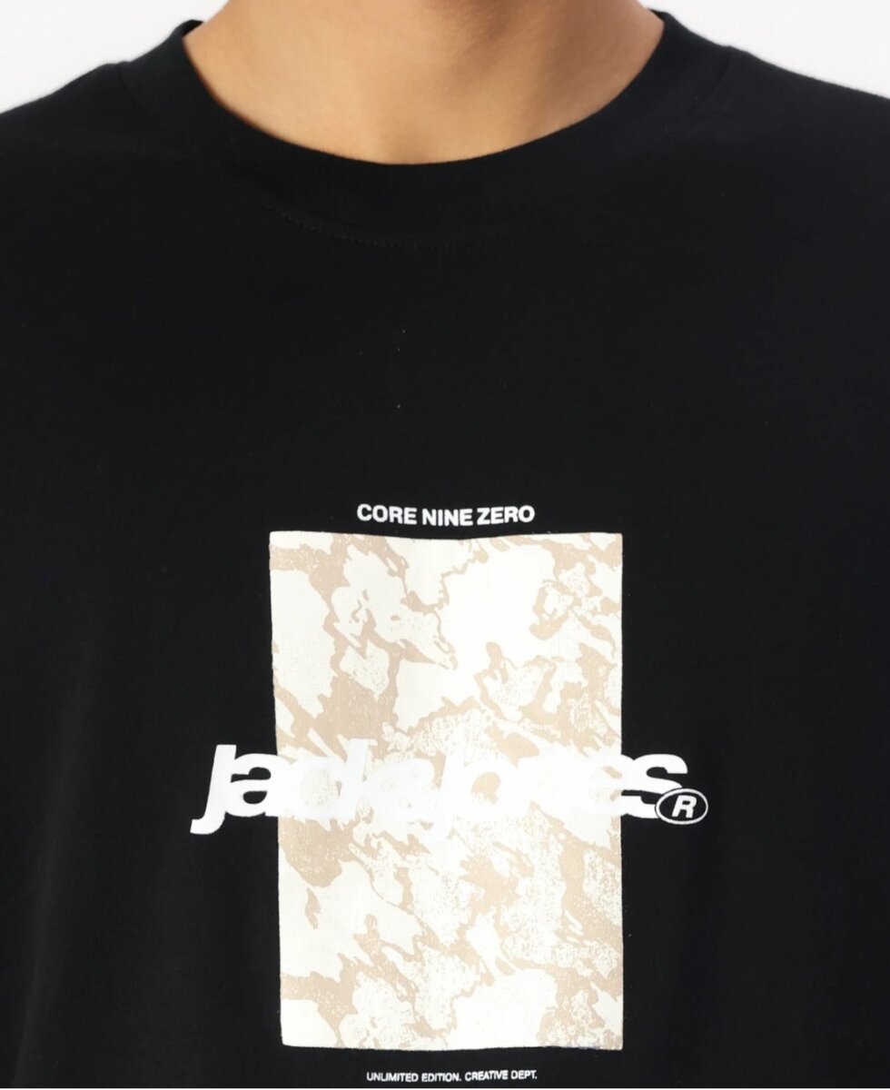 T-shirt noir graphique homme