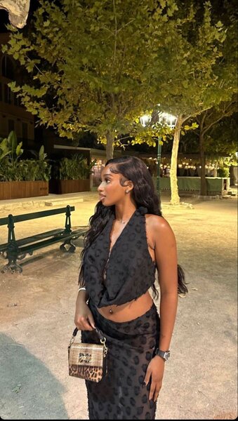 Jupe et haut noire chic femme