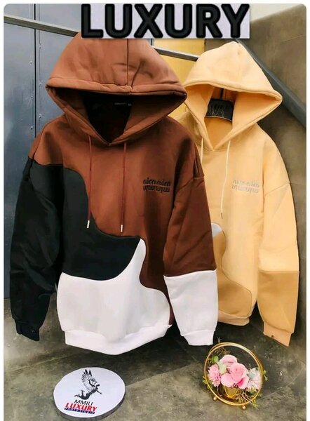 Sweat à capuche patchwork uni