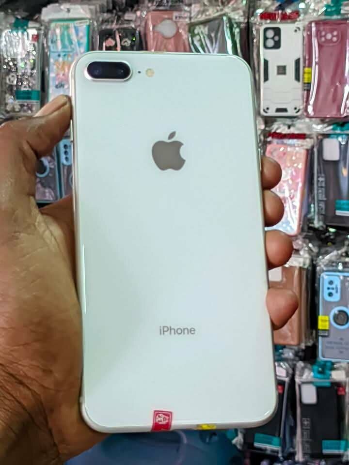 Apple iPhone 8 Plus 64Go