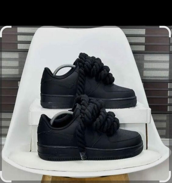 Sneakers noirs unisexes tendance