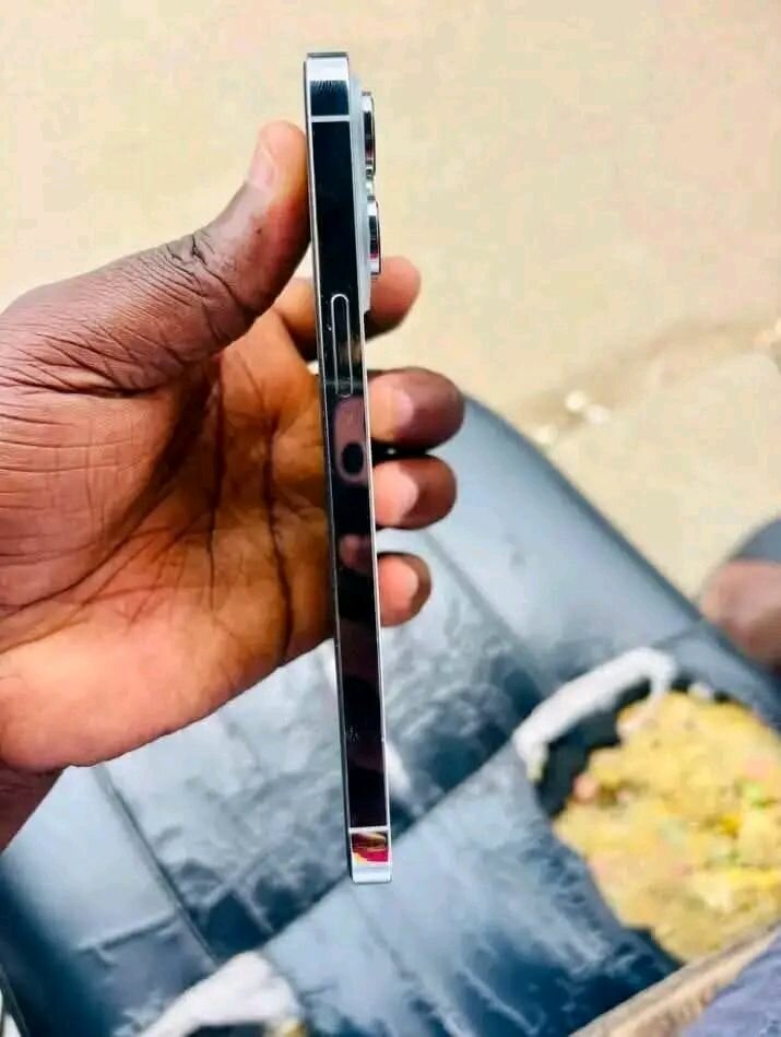 Smartphone moderne argent