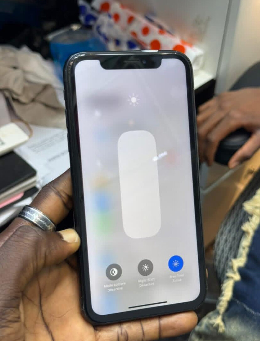 iPhone XR noir reconditionné