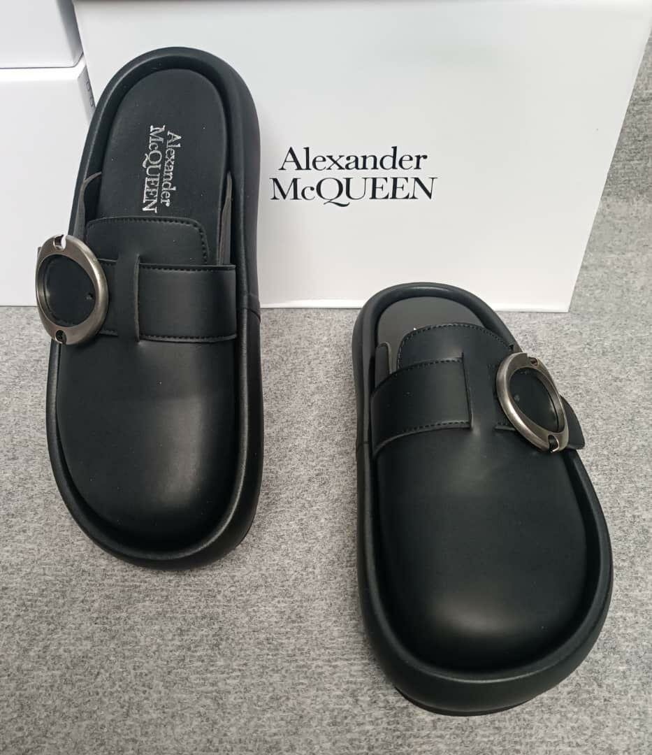 Alexander McQUEEN