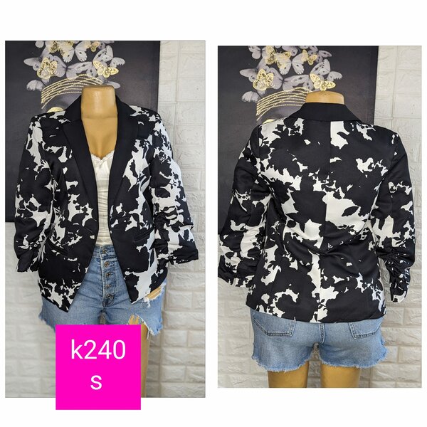 Beautiful and stylish women's jacket