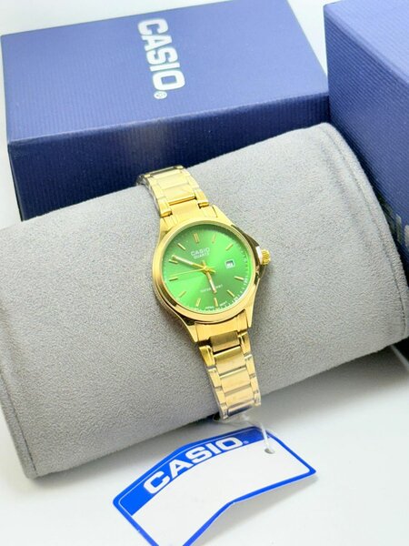 Montre Casio Femme Élégante