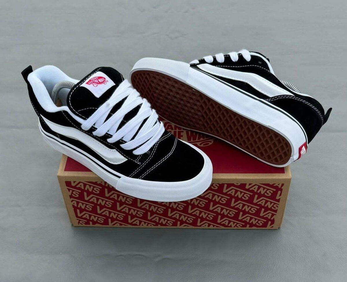 Vans Sku skool noir blanc