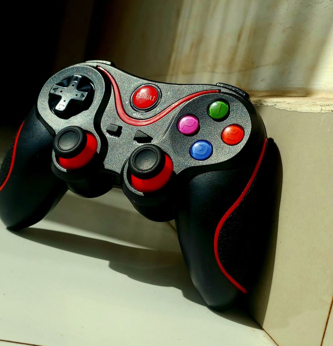 Manette Gamepad V8 Multiplateforme