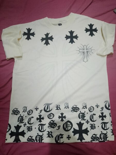 T-shirt Graphique Moderne