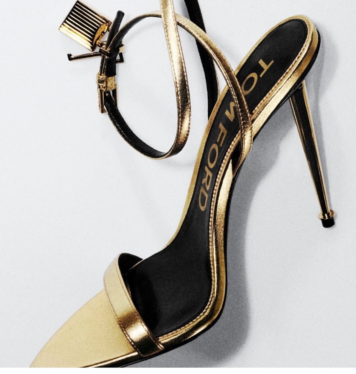Tomford classy heel
