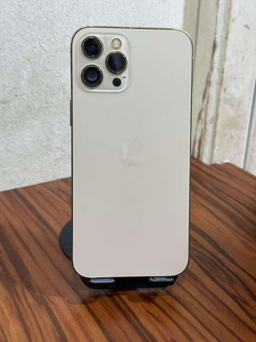 iPhone 12 Pro Max 128gb ( vendu avec reçu