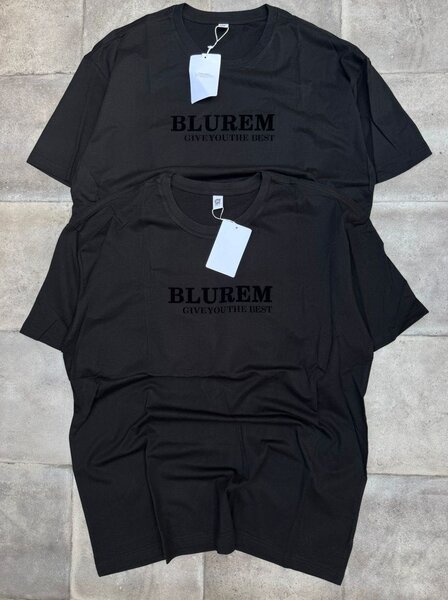 T-shirt noir imprimé stylé