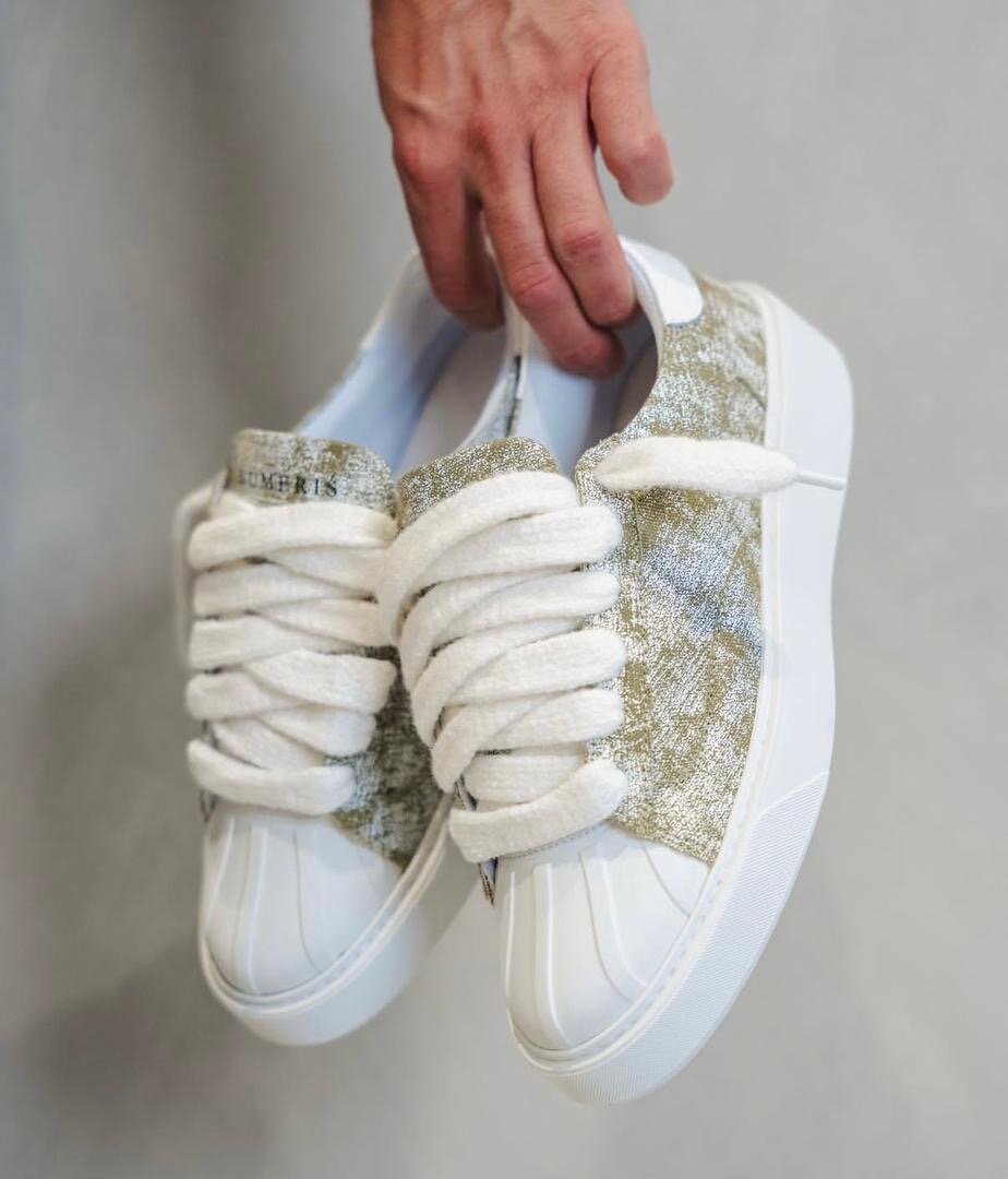 Baskets à paillettes dorées pour femme