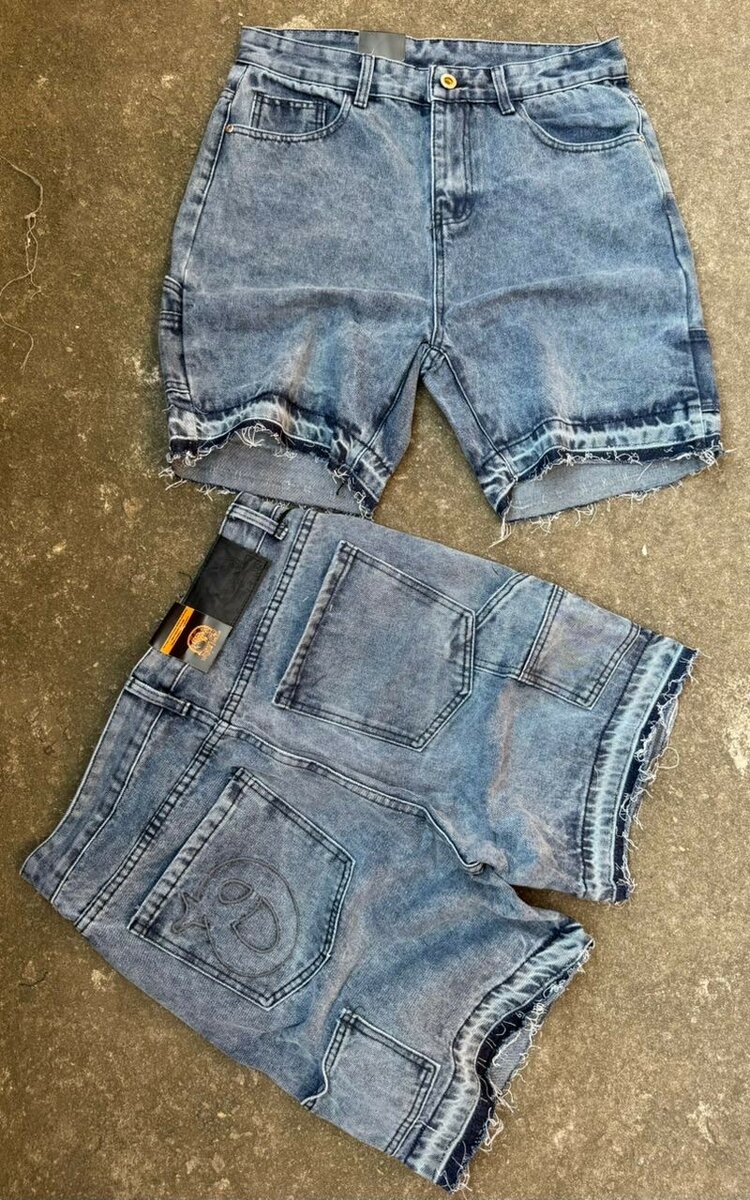 Shorts en denim délavé
