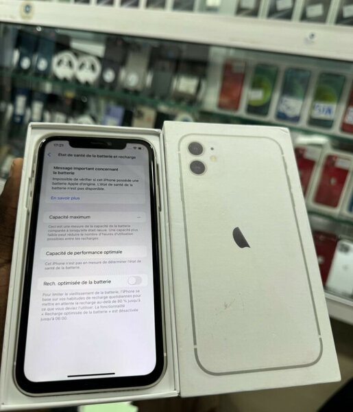 iPhone 11 64GB Blanc Débloqué
