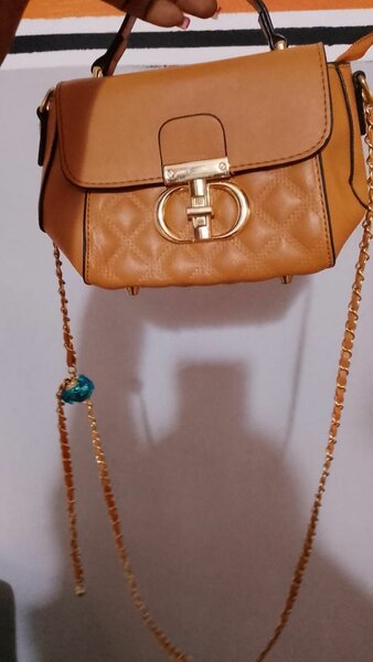 Sac à bandoulière élégant